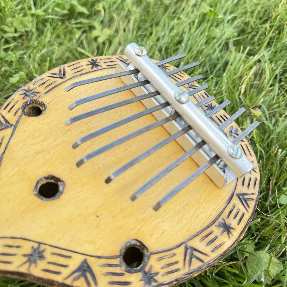 Handcrafted 9-Key Gourd Kalimba - Folk Art Thumb‎ Piano Mbira